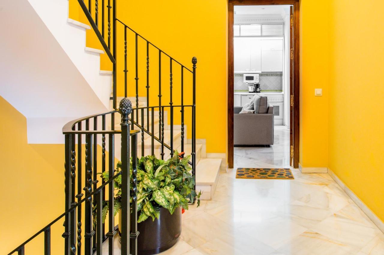 Magico Apartamento En Casa Palacio Del Siglo XVII Seville Luaran gambar